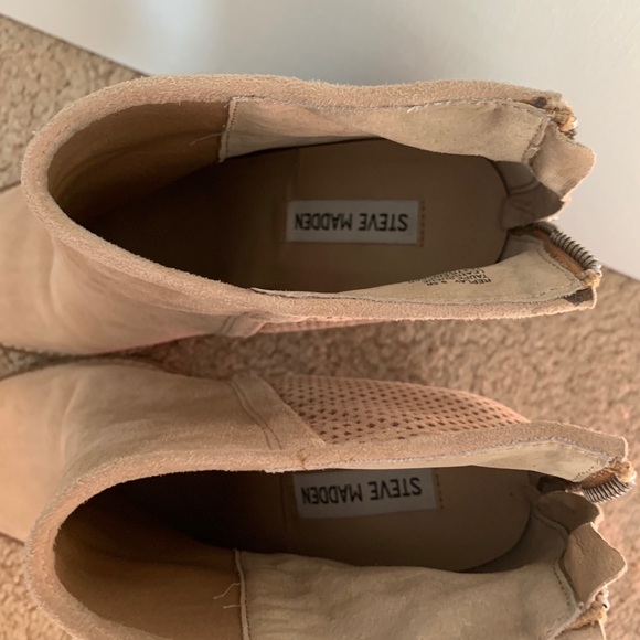STEVE MADDEN BOOTS - Picture 5 of 6